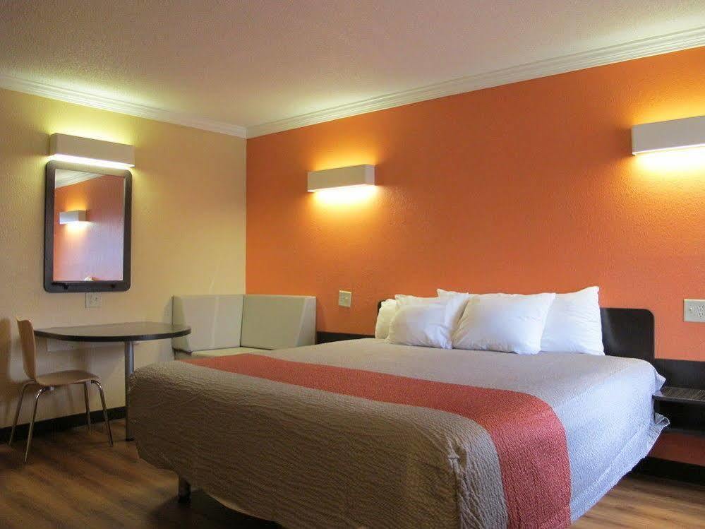 Motel 6-Libertyville, Il Kültér fotó